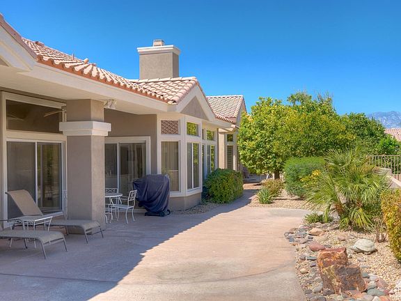 4th image of 78636 Bougainvillea Dr