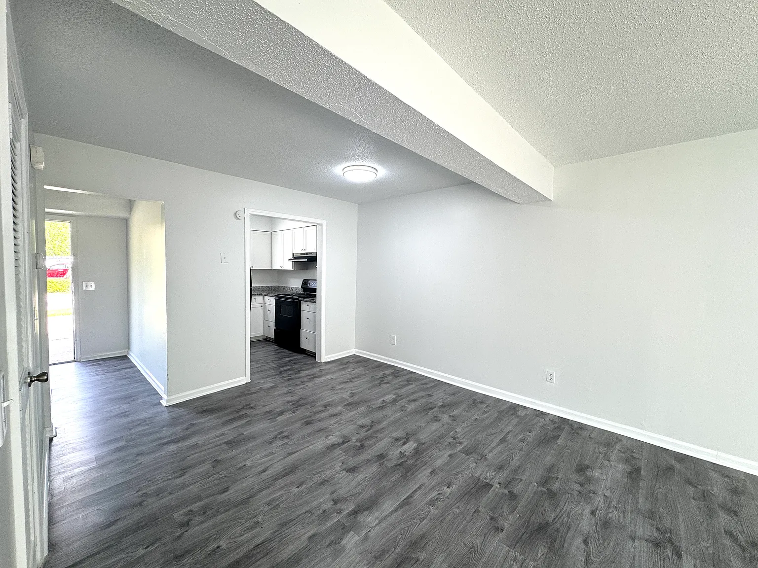 Piney Grove Townhomes — Photo 1