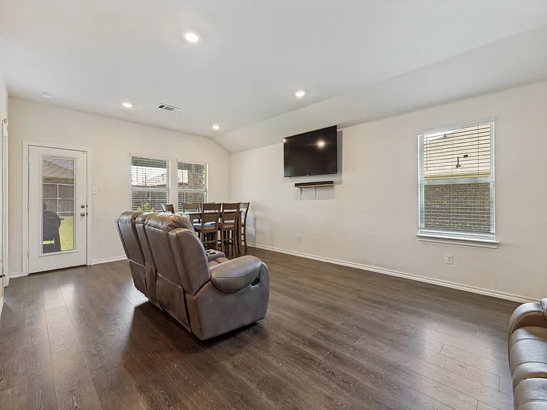 15127 Athena Dr — Photo 24