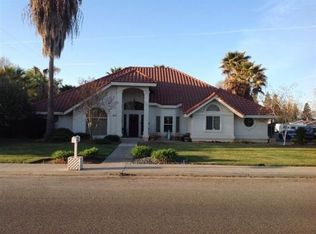 26655 Club Dr, Madera, CA