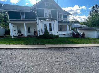 38 North Ave, Cameron, WV 26033