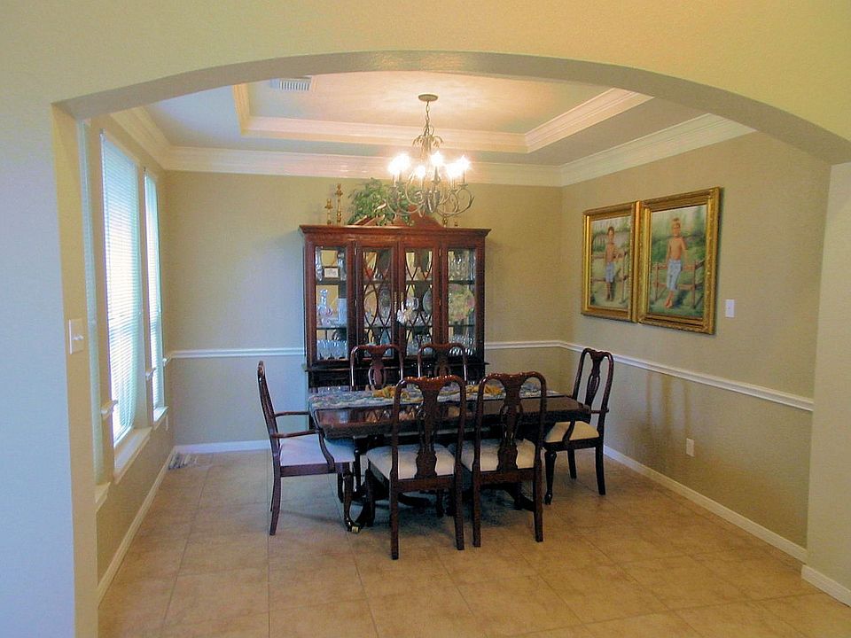 Elegant Formal Dining