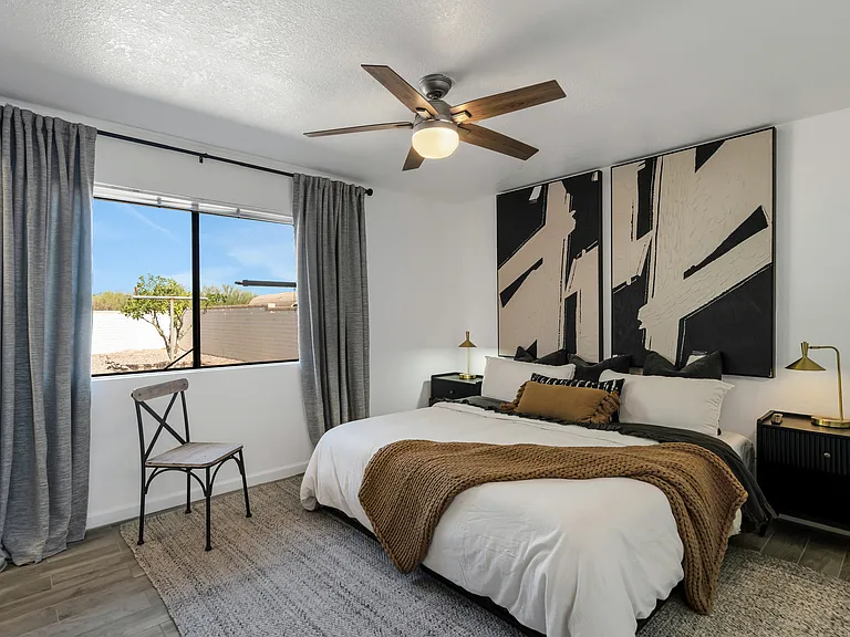 618 W Pine St — Photo 15