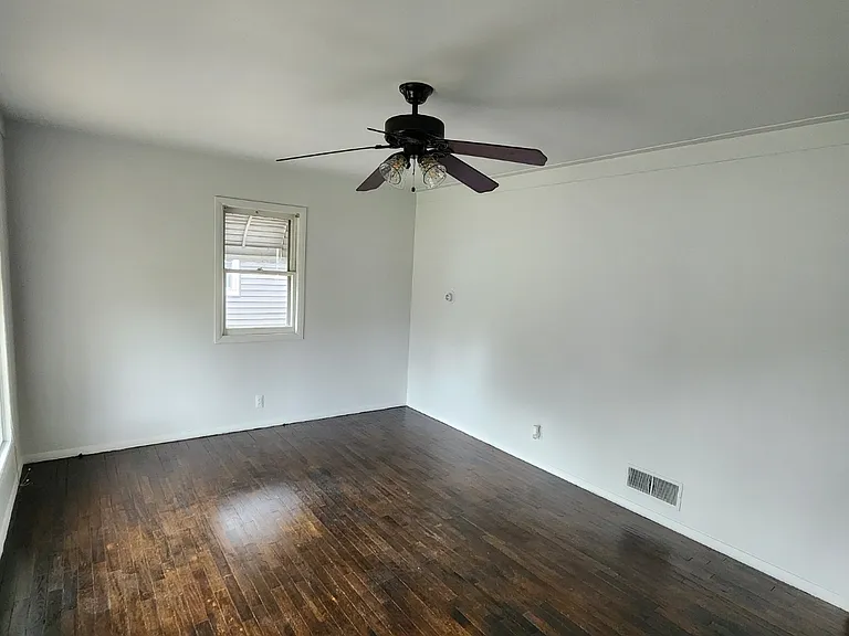 1117 Mohawk Ave — Photo 5