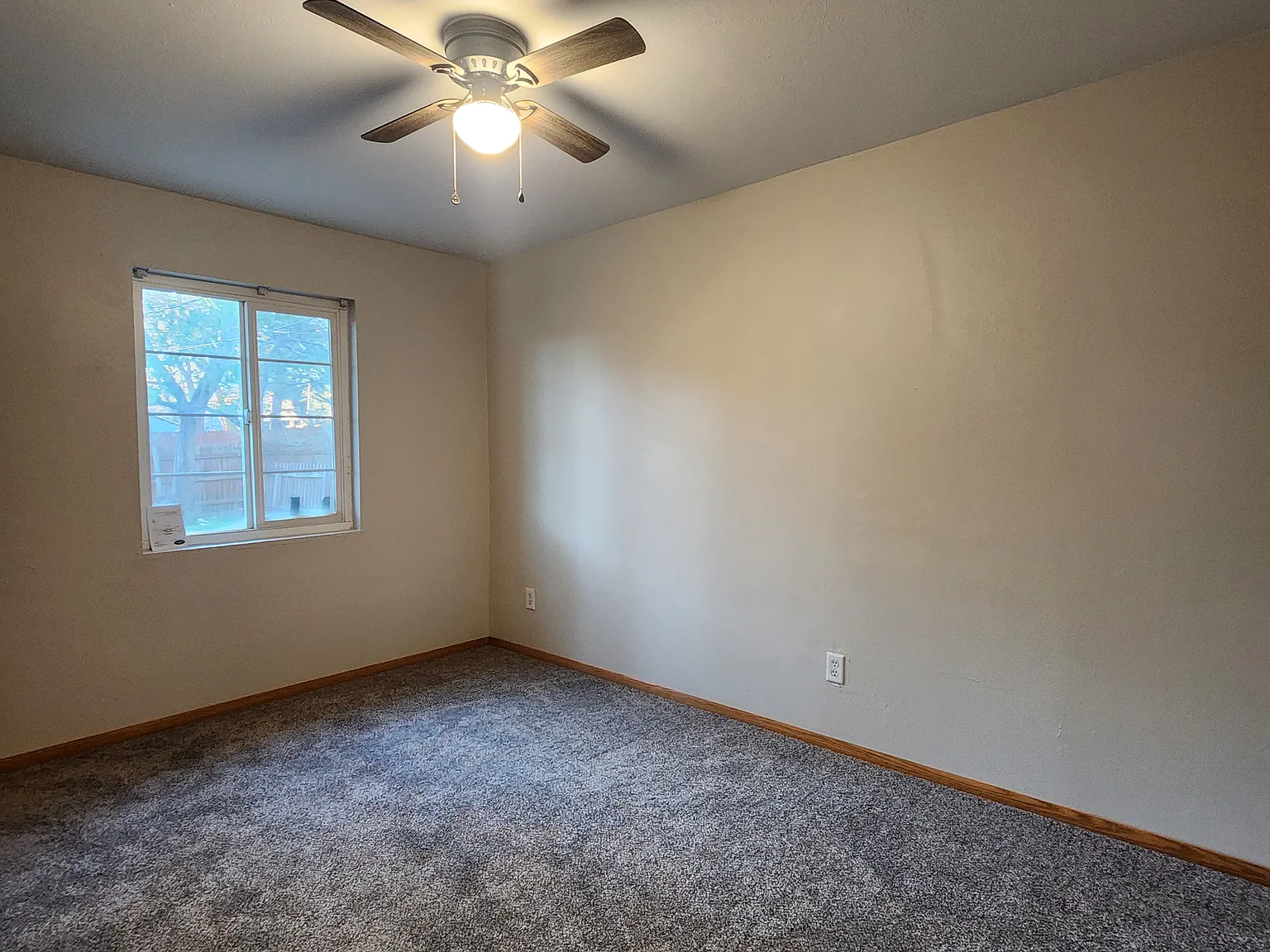 3 bed, 1284 sqft, $2,400 — Photo 4