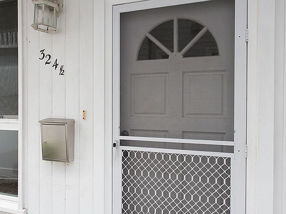 5th image of 324 1/2 Rosemont St #0