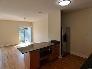 5th image of 7554 N California Ave Unit 204