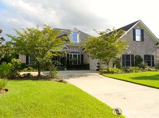 9 Bluegrass Ln, Savannah, GA 31405
