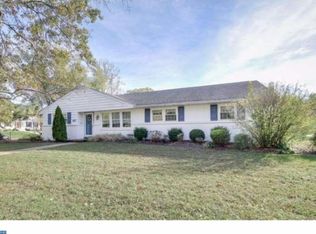 60 Memorial Ave, Gibbstown, NJ 08027