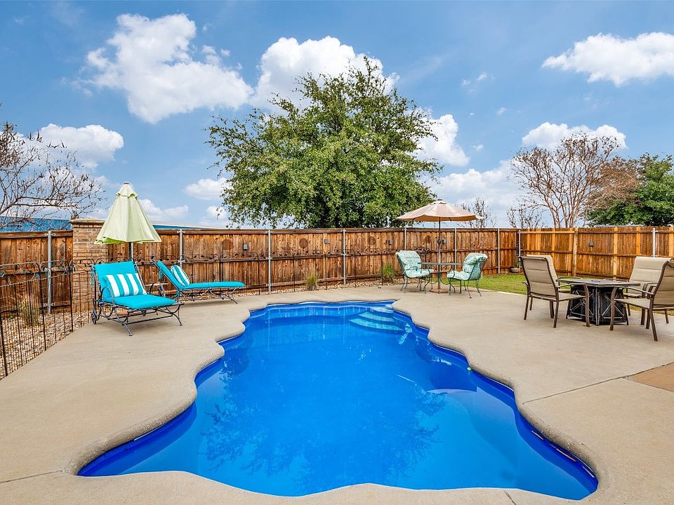 1st image of 499 Grayson Ln