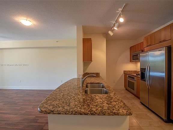 2nd image of 510 NW 84th Ave APT 303