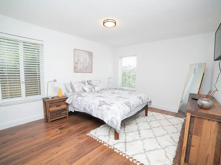 11931 SW 132nd Ave — Photo 12