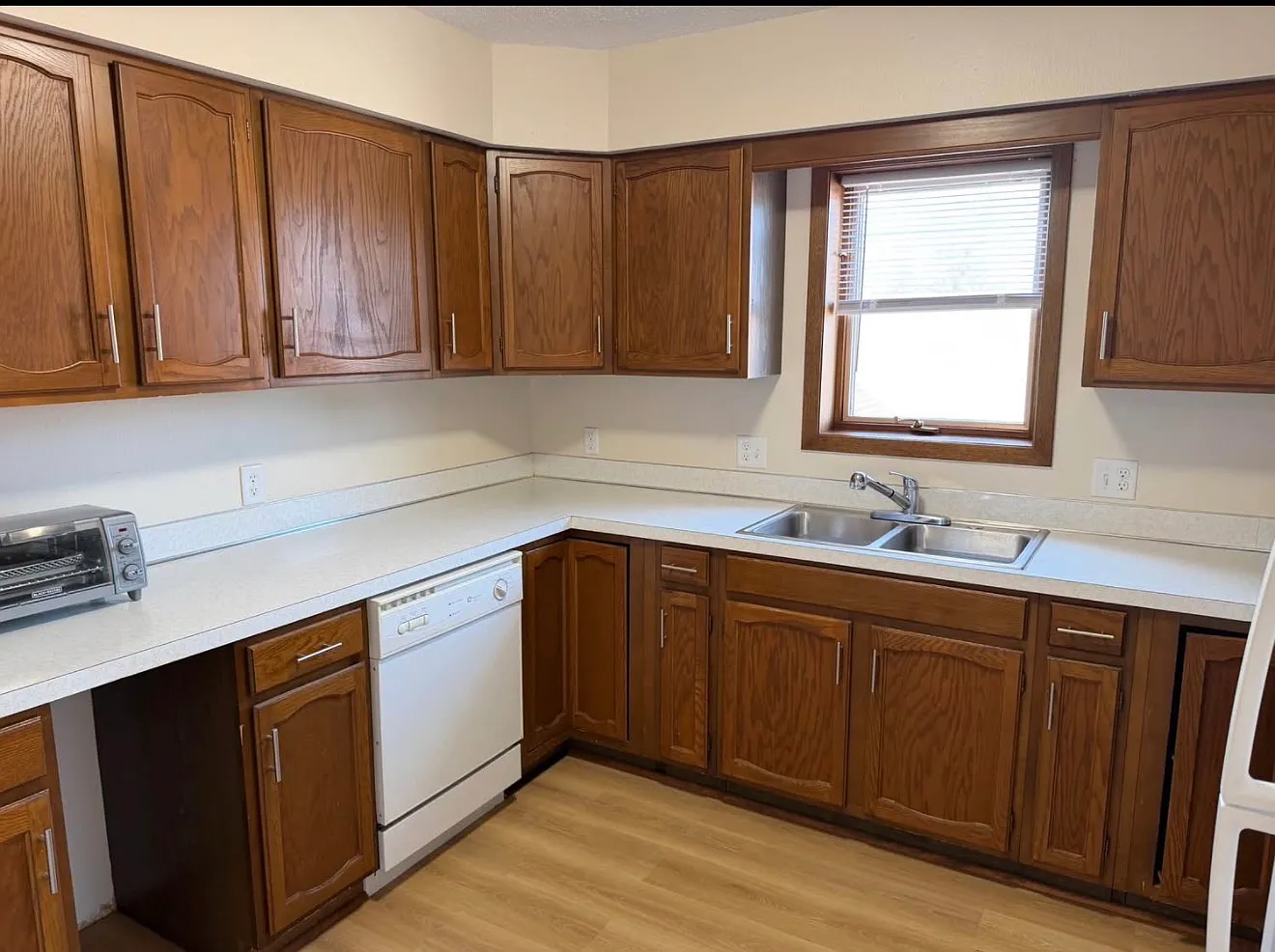2 bed, $800 — Photo 1