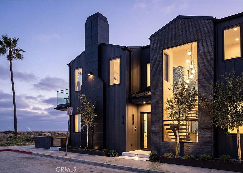 1st image of 218 E Oceanfront