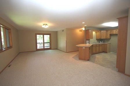 2nd image of 205 Summit Park Dr