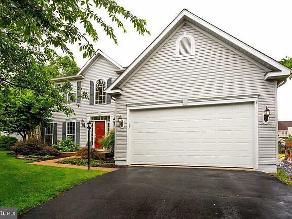 2nd image of 21204 Andreas Ct