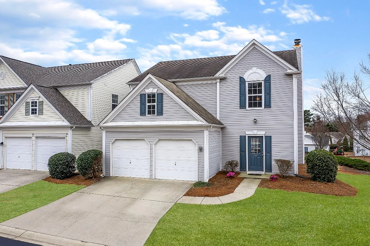 3 bed, 2.5 bath, 1822 sqft, $2,695 — Photo 1