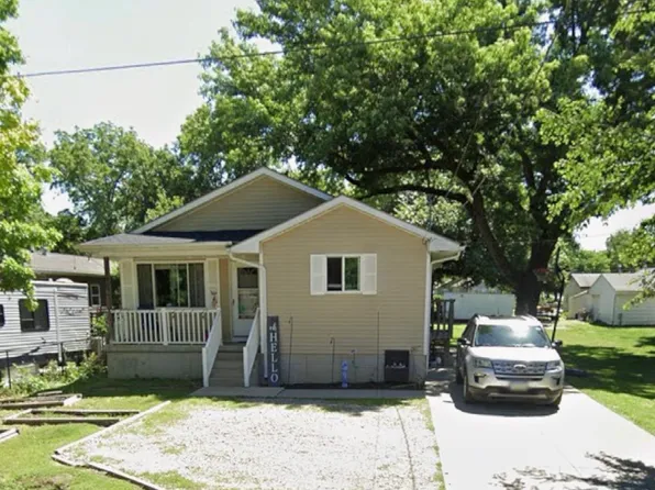 109 E 33rd St, Des Moines, IA 50317