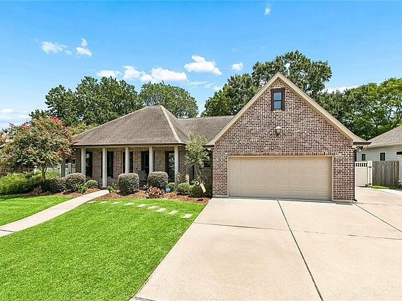 2nd image of 8805 Bellegrove Pl