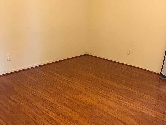 3rd image of 170 Talbott St #20
