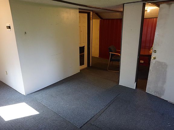 4th image of 1526 Mary Ann St