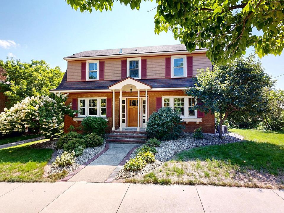 1st image of 111 E Prospect STREET