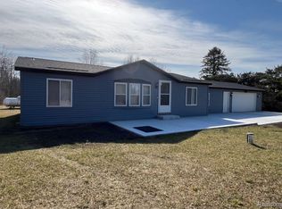 7368 Clear Lake Rd, Imlay City, MI 48444