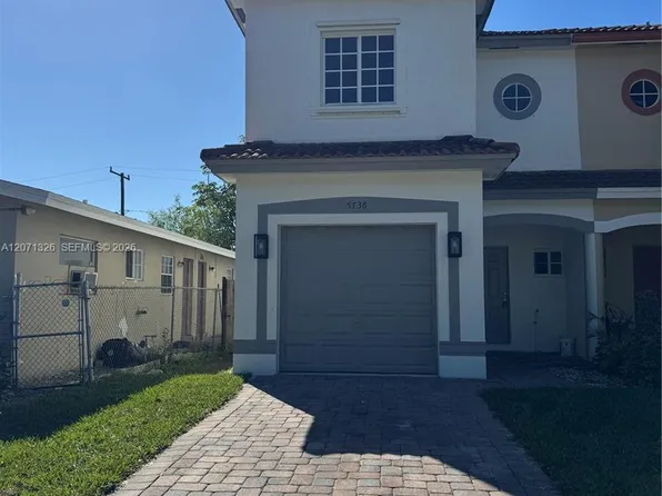 5736 Tyler St, Hollywood, FL 33021