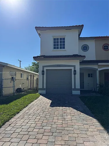 5736 Tyler St Photo 1