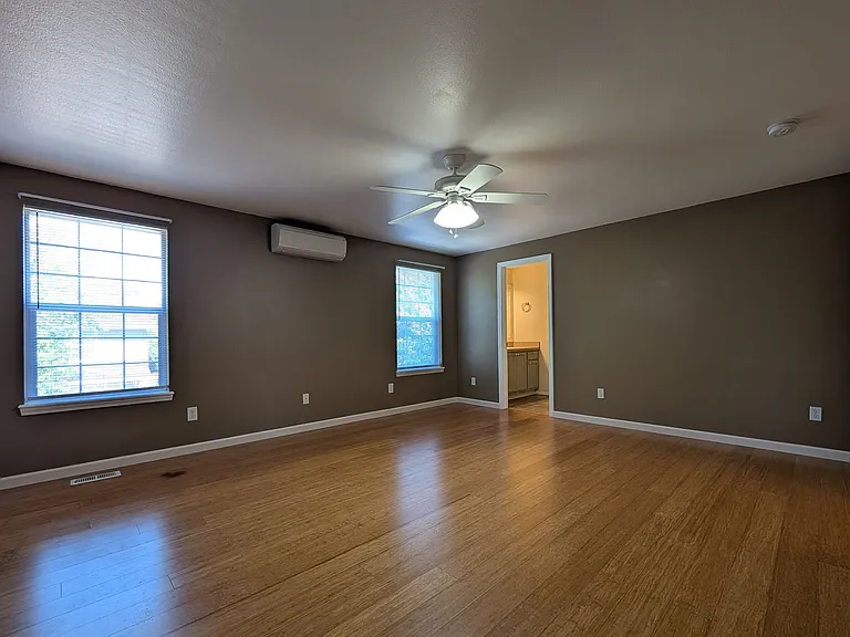 3657 Westleigh St — Photo 14
