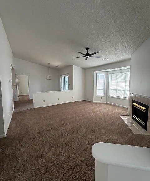 107 Breezewood Dr #F — Photo 1