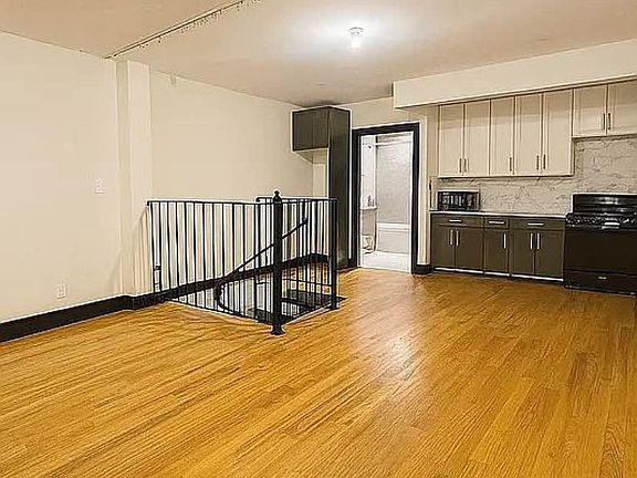 2nd image of 2427 Dean St #1E