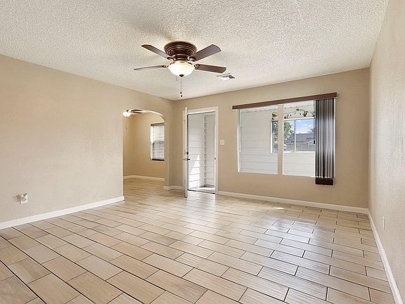 4th image of 319 N Lillian Ave