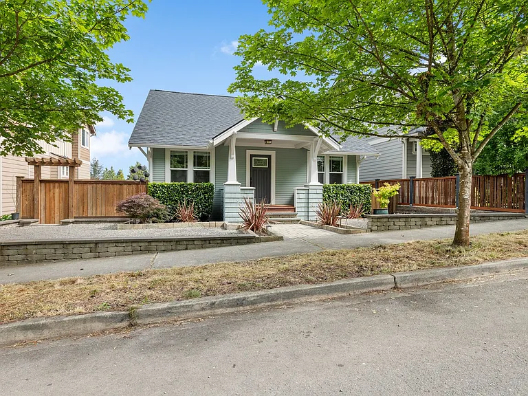 26616 NE Valley St — Photo 23