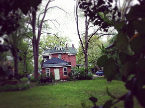 2nd image of 486 N Mill St