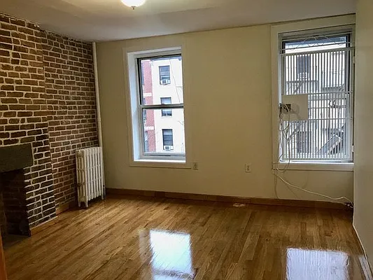 Rented by Friedman Roth Realty | media 27