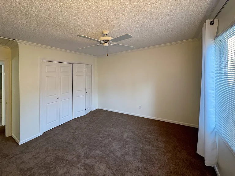 7 Gardenwood Ln — Photo 12