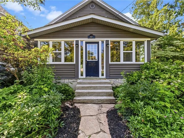 47 Stewart St, Oakville, ON L6K 1X6