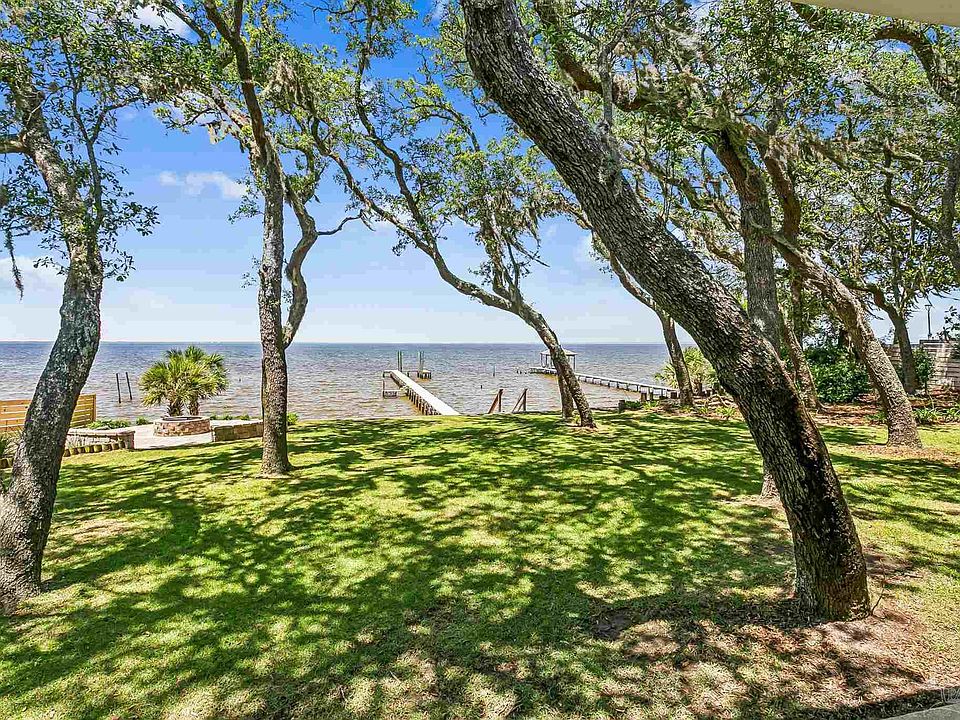 1st image of 4536 Hickory Shores Blvd