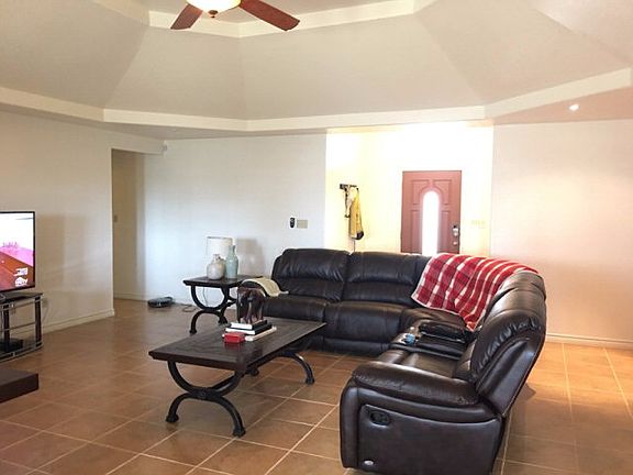 5th image of 213 La Lomita Dr