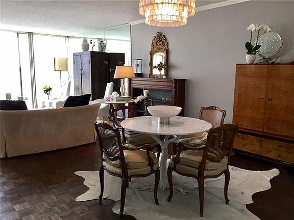 3rd image of 3701 Turtle Creek Blvd APT 6BF