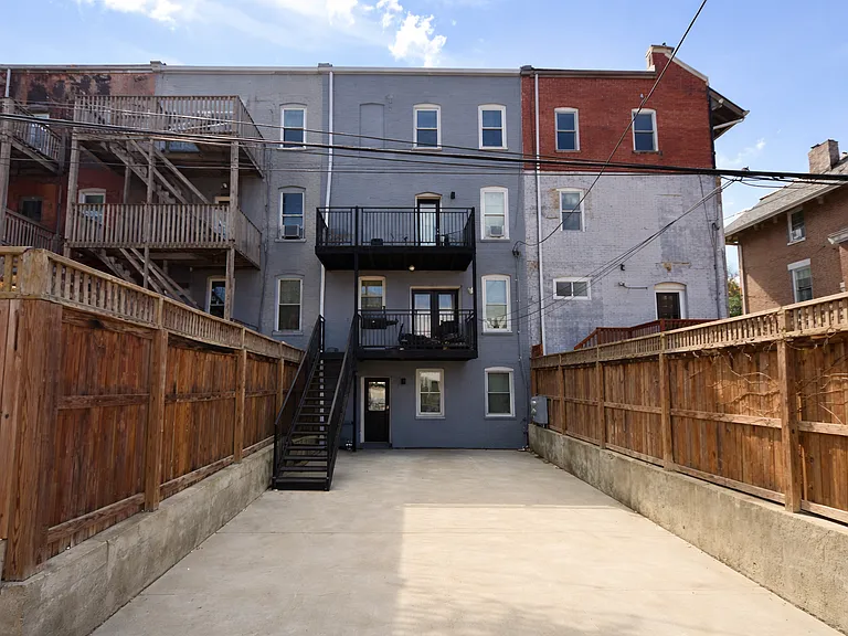 727 Quebec Pl NW #A — Photo 30