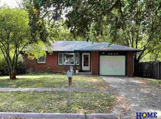 3849 W St, Lincoln, NE 68503
