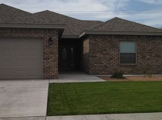 1 Solana Ln, Roswell, NM 88201