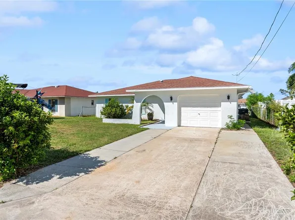 3381 Minnow Creek Dr, Hernando Beach, FL 34607