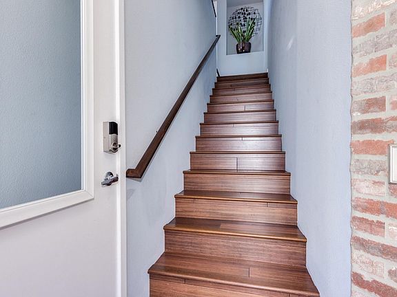 00043rd  3633 Unit 2031 (4)