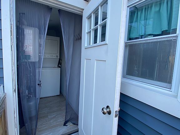 3rd image of 10 Kirgan Ct