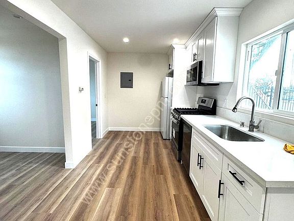 2nd image of 702 N Garey Ave #B7530d632