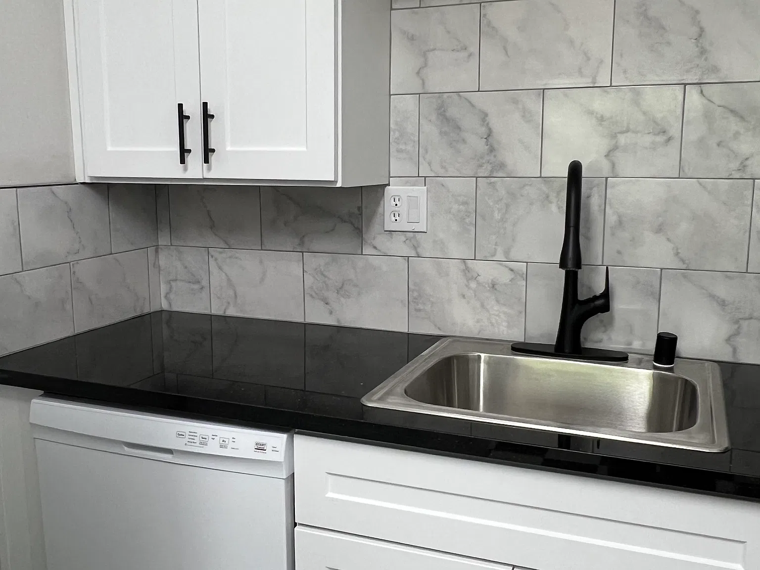 1 bed, 600 sqft, $1,550 — Photo 2