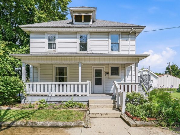 67-67 1/2 W 4th St